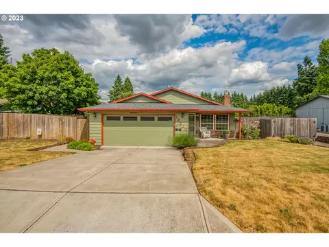 18620 Boynton St, Oregon City, OR 97045