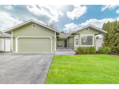 1025 Clinton Dr, Eugene, OR 97401 photo 1