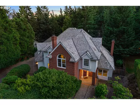 18635 Westview Dr, Lake Oswego, OR 97034