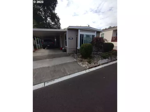 17230 SW Eldorado Dr #136, Portland, OR 97224