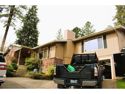 419 E Sixth Ave, Sutherlin, OR 97479
