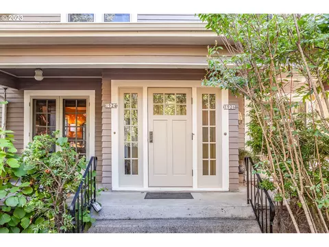 1924 SE 12th Ave, Portland, OR 97214