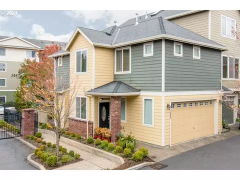 1986 NW Florence Ave, Gresham, OR 97030