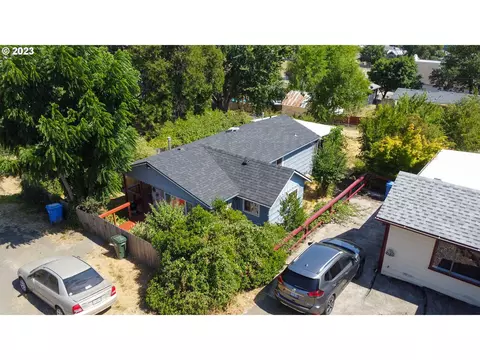 332 E Fifth Ave, Sutherlin, OR 97479