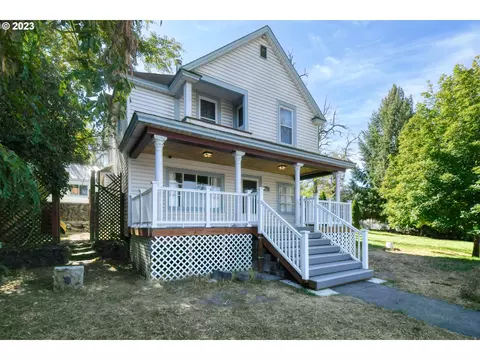 212 SW Isaac Ave, Pendleton, OR 97801