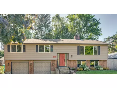 6302 NW Cherry St, Vancouver, WA 98663