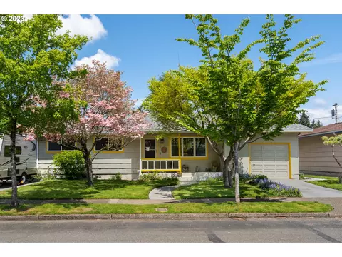 13021 SE Morrison St, Portland, OR 97233
