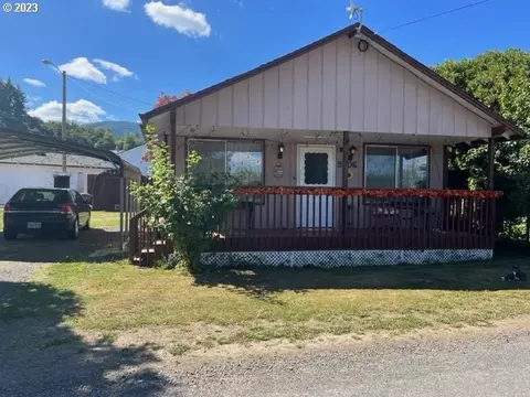 91106 Old Mill Town Rd, Clatskanie, OR 97016