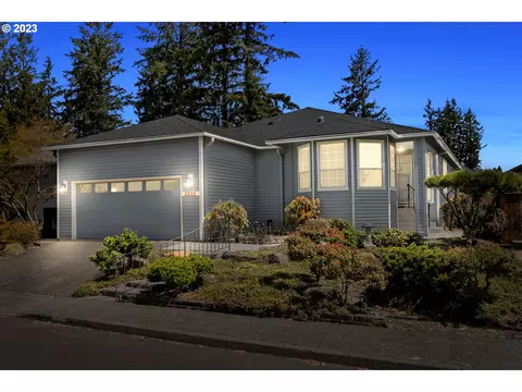 2823 SE Spyglass Dr, Vancouver, WA 98683