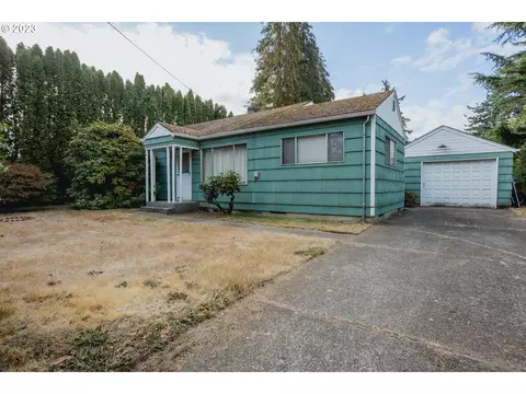 18452 SE Mill St, Portland, OR 97233