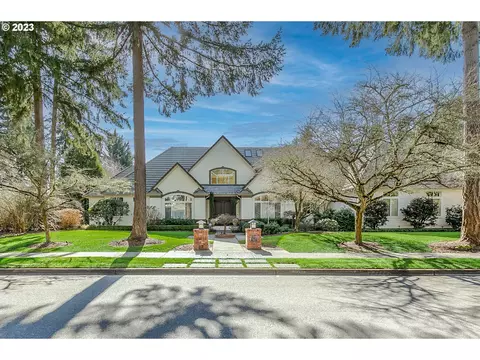 2316 Park View Dr, Eugene, OR 97408