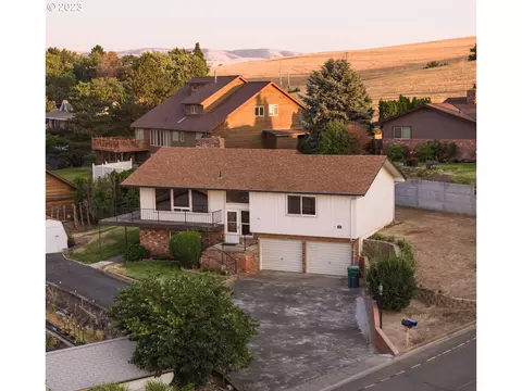 219 Balm Ave, Milton Freewater, OR 97862