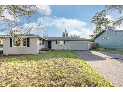 17720 SW Wright St, Beaverton, OR 97007