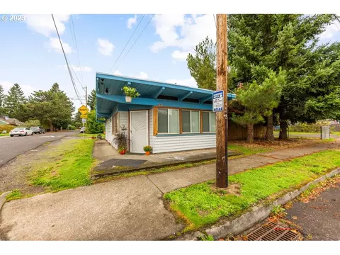 7955 SE 72nd Ave, Portland, OR 97206
