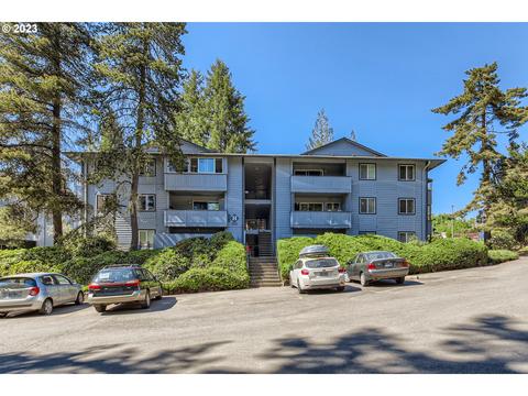 16718 SW Gleneagle Dr #63, Sherwood, OR 97140