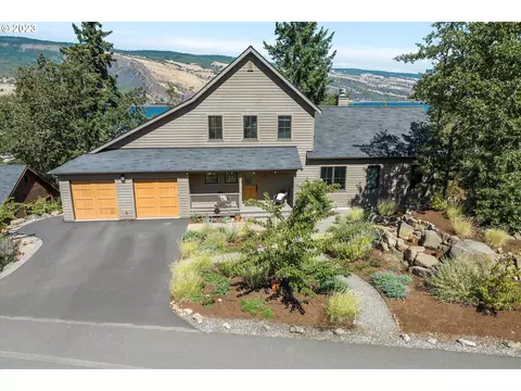 915 Fifth Ave, Mosier, OR 97040