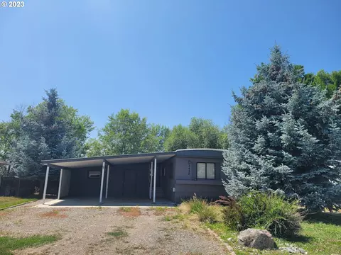 3435 Kirkway Dr, Baker City, OR 97814