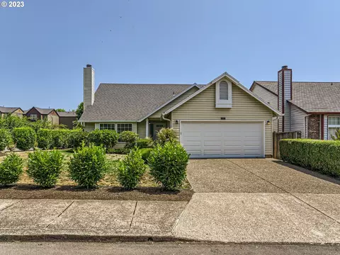11012 SW 131st Pl, Tigard, OR 97223