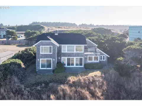 54286 Rohrer Rd, Bandon, OR 97411