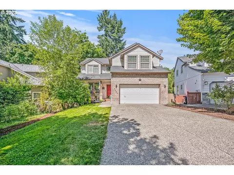 7230 NE Shaleen St, Hillsboro, OR 97124