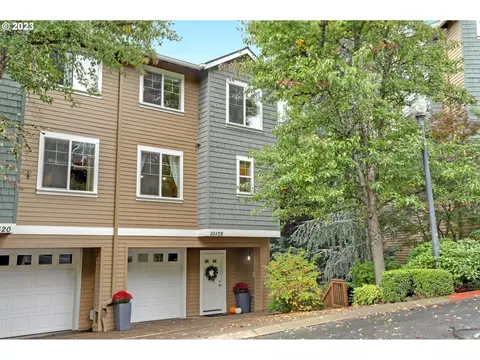 10428 NW Forestview Way, Portland, OR 97229