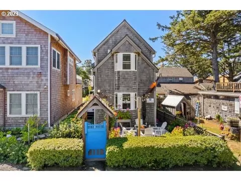 191 W 1st St, Cannon Beach, OR 97110