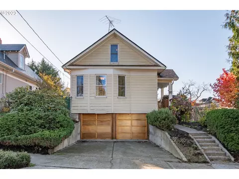 4912 SE Kelly St, Portland, OR 97206