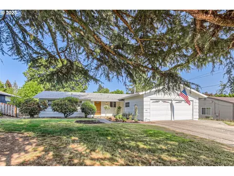 19438 Tualamere Ave, Lake Oswego, OR 97035