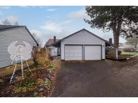 5490 SW Village Pl, Beaverton, OR 97007
