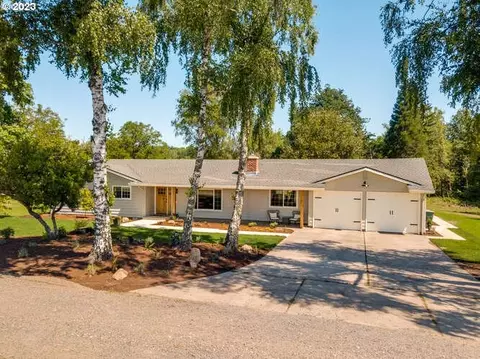 8628 SW River Bend Rd, Mcminnville, OR 97128