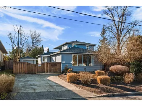 13120 SW Rita Dr, Beaverton, OR 97005