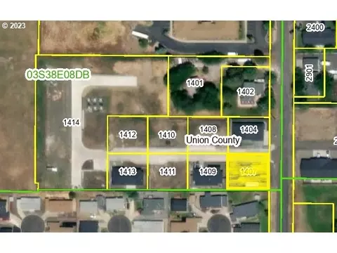 2132 Elevation Ct, La Grande, OR 97850