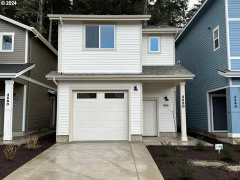 4550 SE Fleming St #76, South Beach, OR 97366
