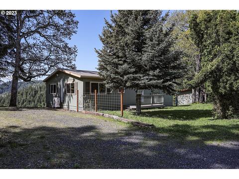 2651 Kingsley Rd, Hood River, OR 97031