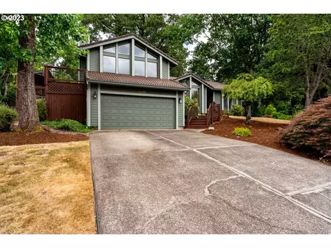 1240 Panorama Ct, Salem, OR 97302