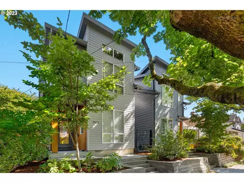 3574 SE 26th Ave, Portland, OR 97202