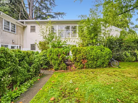 6805 NE Broadway, Portland, OR 97213