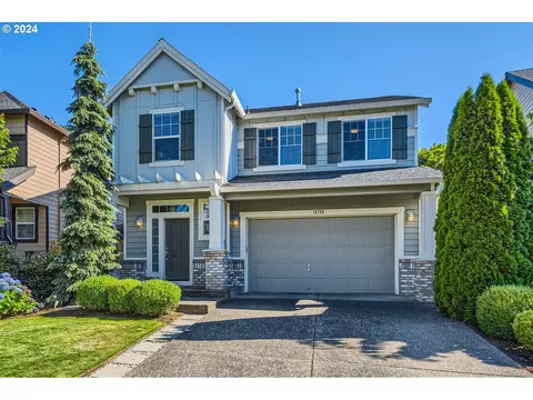 15754 SE Jansik Ct, Damascus, OR 97089