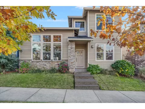14684 Blue Blossom Way, Oregon City, OR 97045