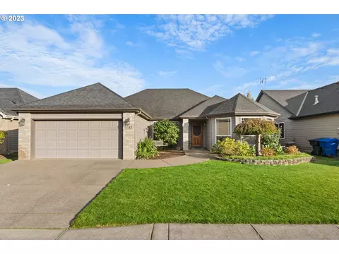 1127 NE Keystone Loop, Keizer, OR 97303