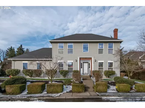 10261 SW Stuart Ct, Portland, OR 97224