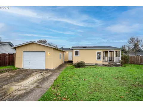 4077 Robin Ave, Eugene, OR 97402