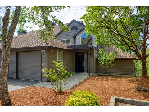 3982 Carman Dr, Lake Oswego, OR 97035