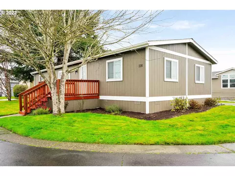 4155 NE Three Mile Ln #118, Mcminnville, OR 97128