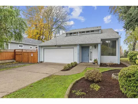 2747 Front St NE, Salem, OR 97301