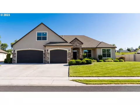 1028 SE Banker Dr, Hermiston, OR 97838