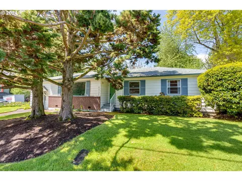5435 SW 50th Ave, Portland, OR 97221