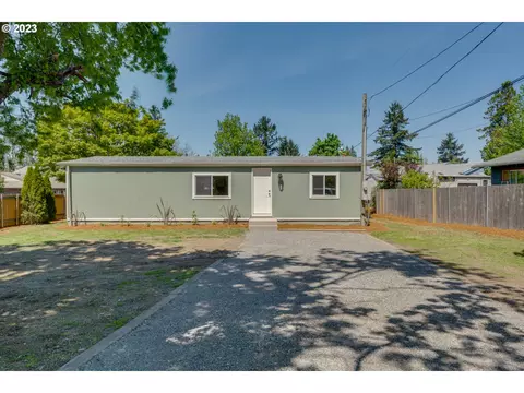 14611 SE Powell Blvd, Portland, OR 97236