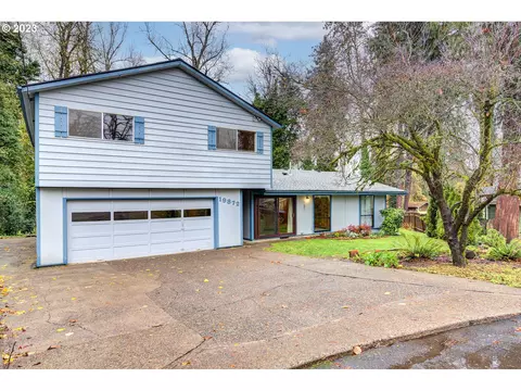 19872 White Cloud Cir, West Linn, OR 97068