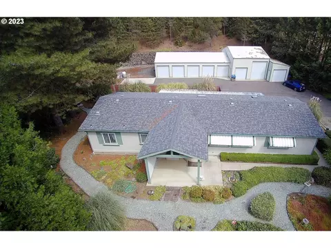 142 Luke Ct, Myrtle Creek, OR 97457